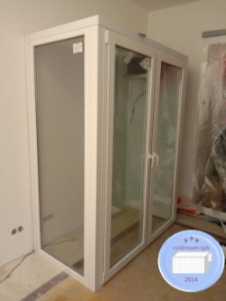 компактная холодильная камера для цветов с 2-мя дверьми